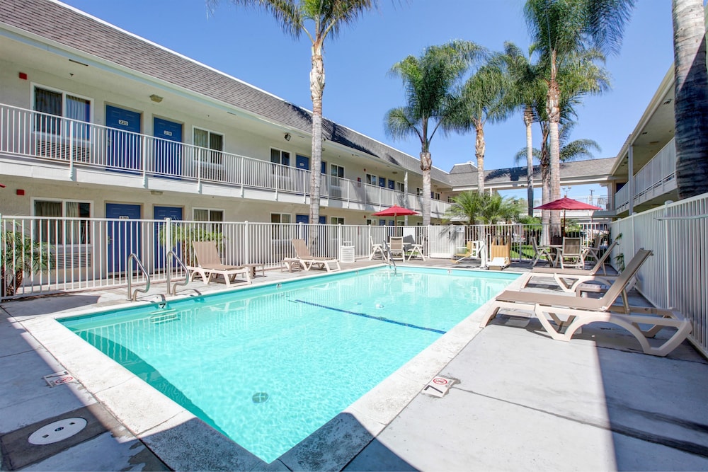 Motel6 Westminster, CA - North in WESTMINSTER - CA