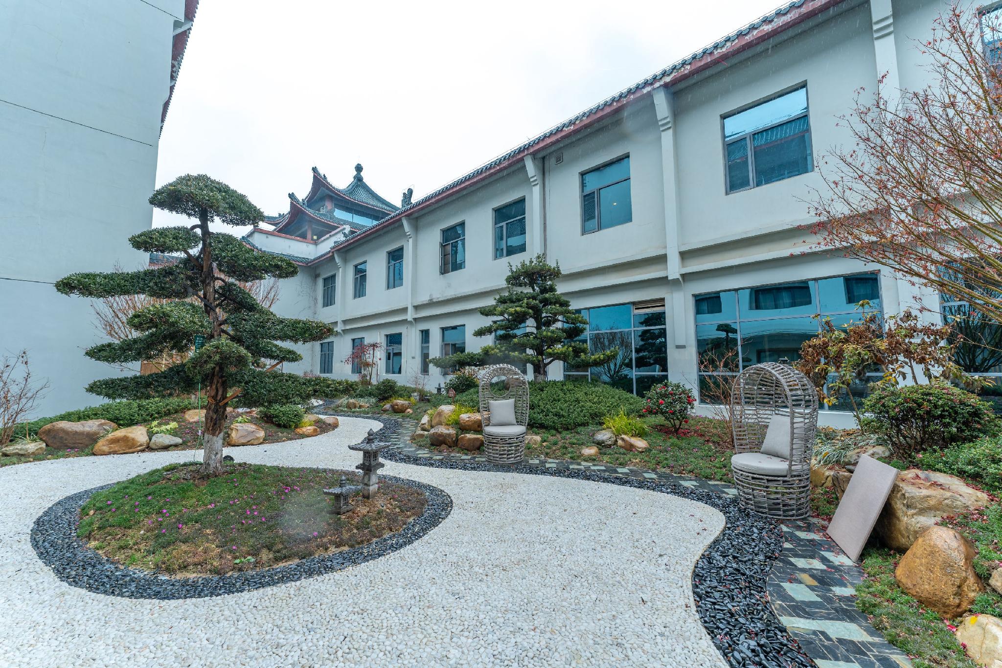 Jianguo Hotel 51/51