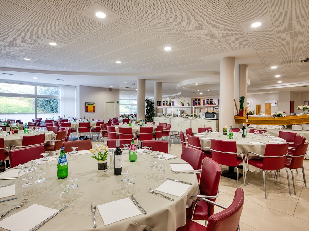 Parc Hotel 28/37