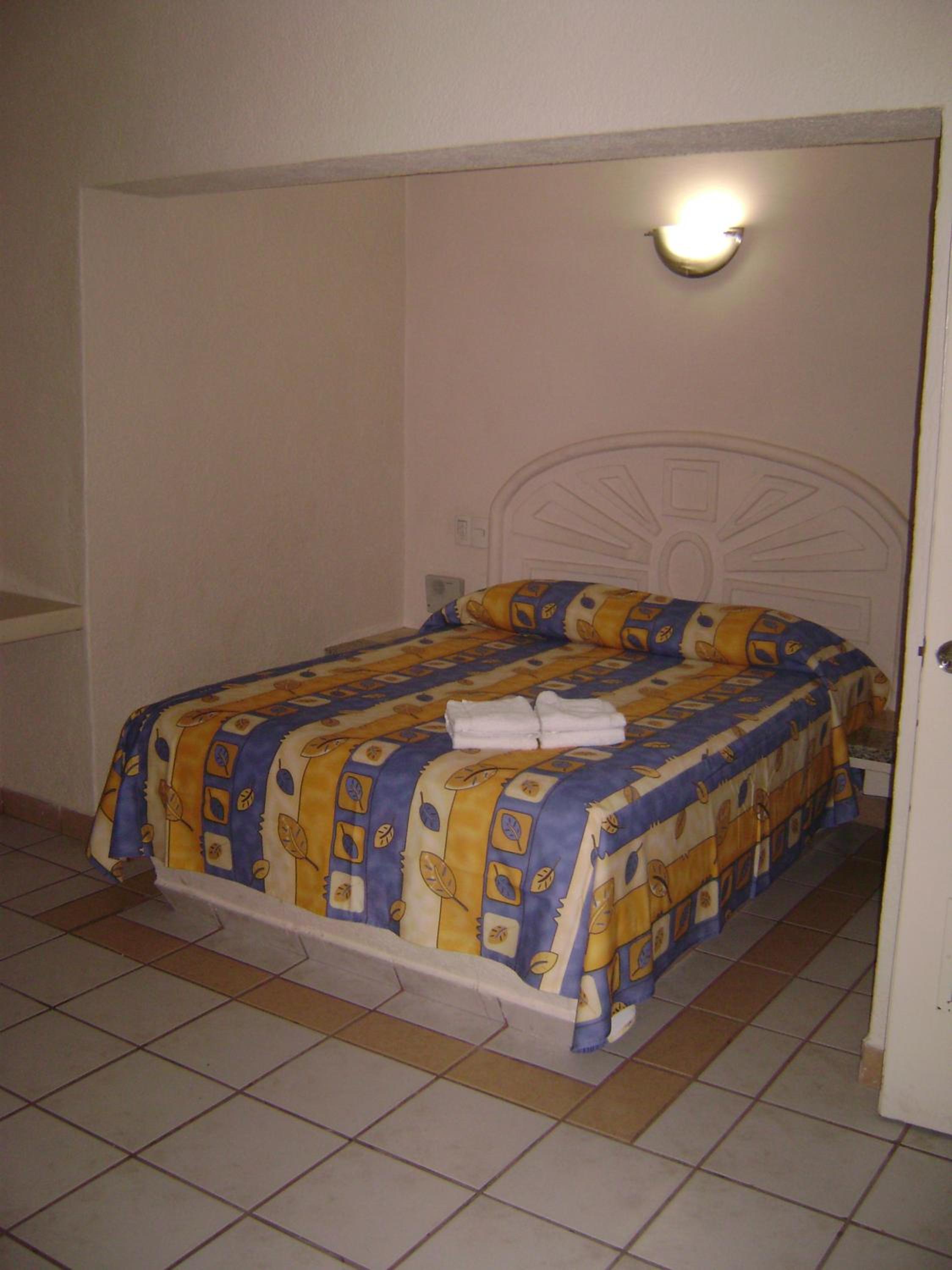 HOTEL ITTO ACAPULCO 4/17