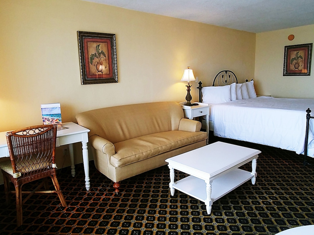 Emerald Shores Resort 46/79