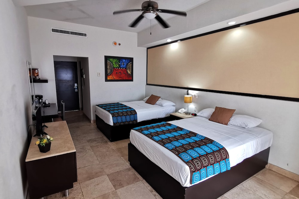 Coral Island Hotel and Spa 35/70