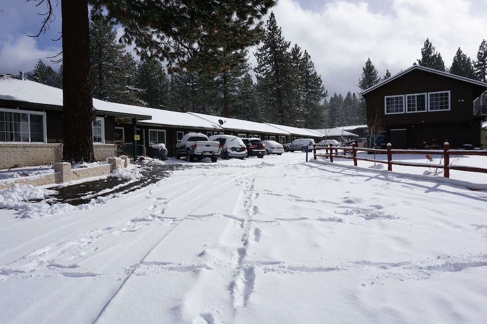 Lake Tahoe Inn 30/40