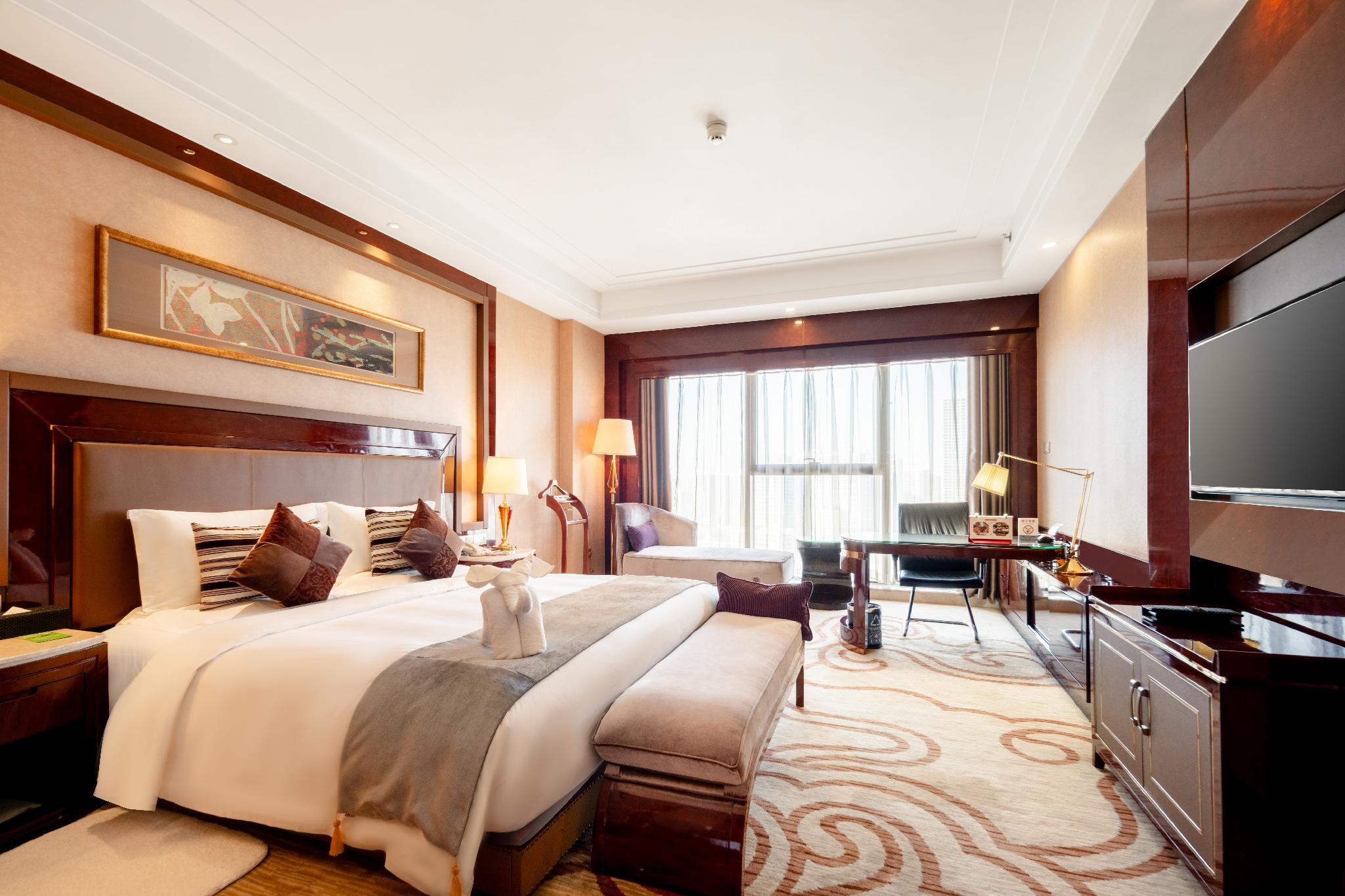 Executive, King Bed