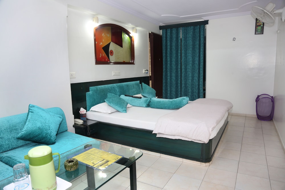 Hotel Jyoti 28/49