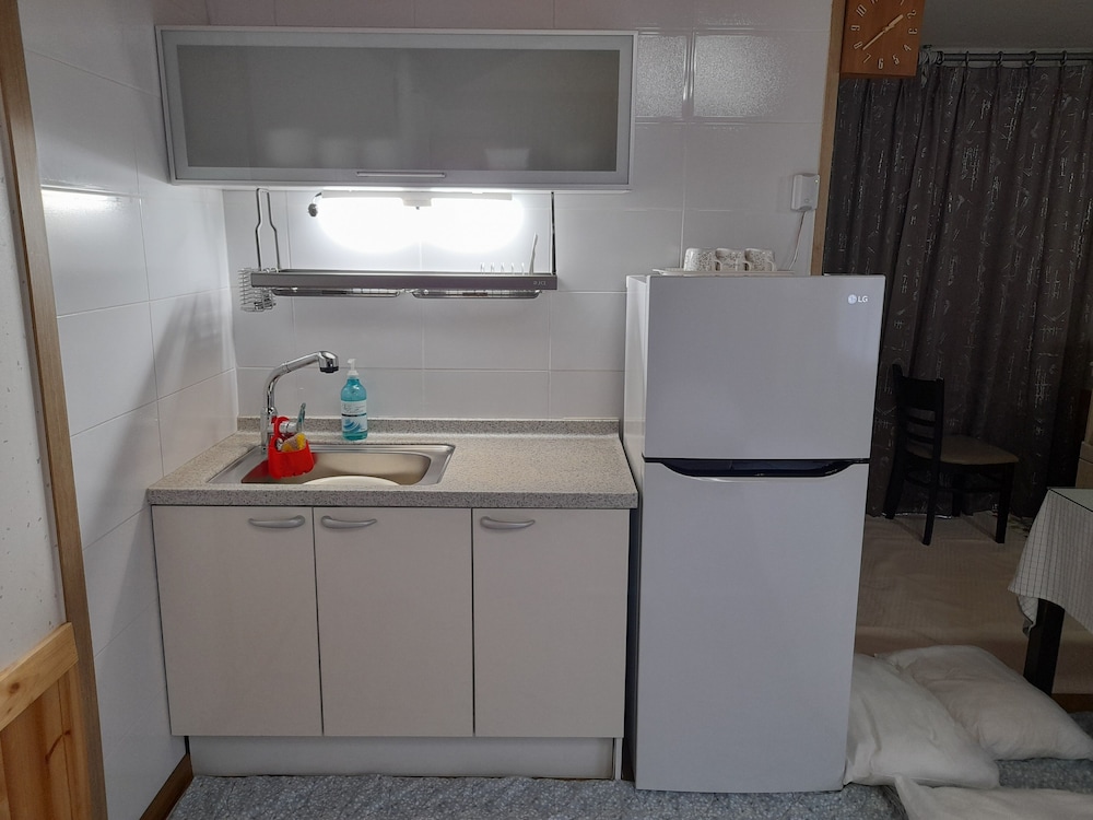 Izmir Pension 33/40