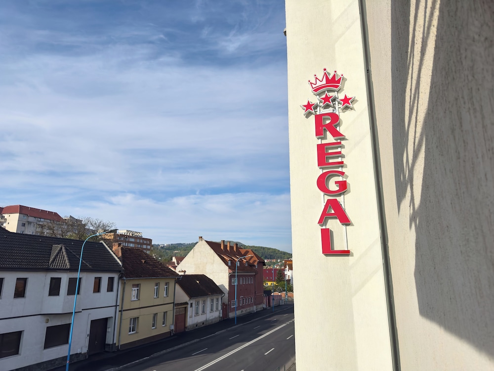 Hotel Regal 58/64