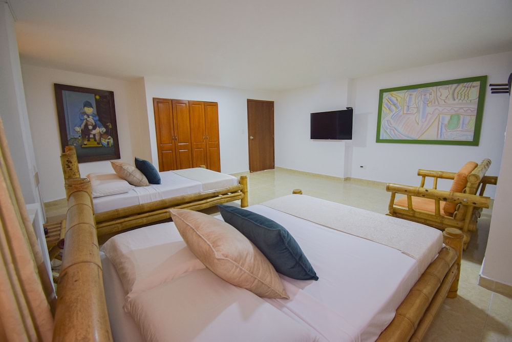 Hotel Toledo Plaza 38/49