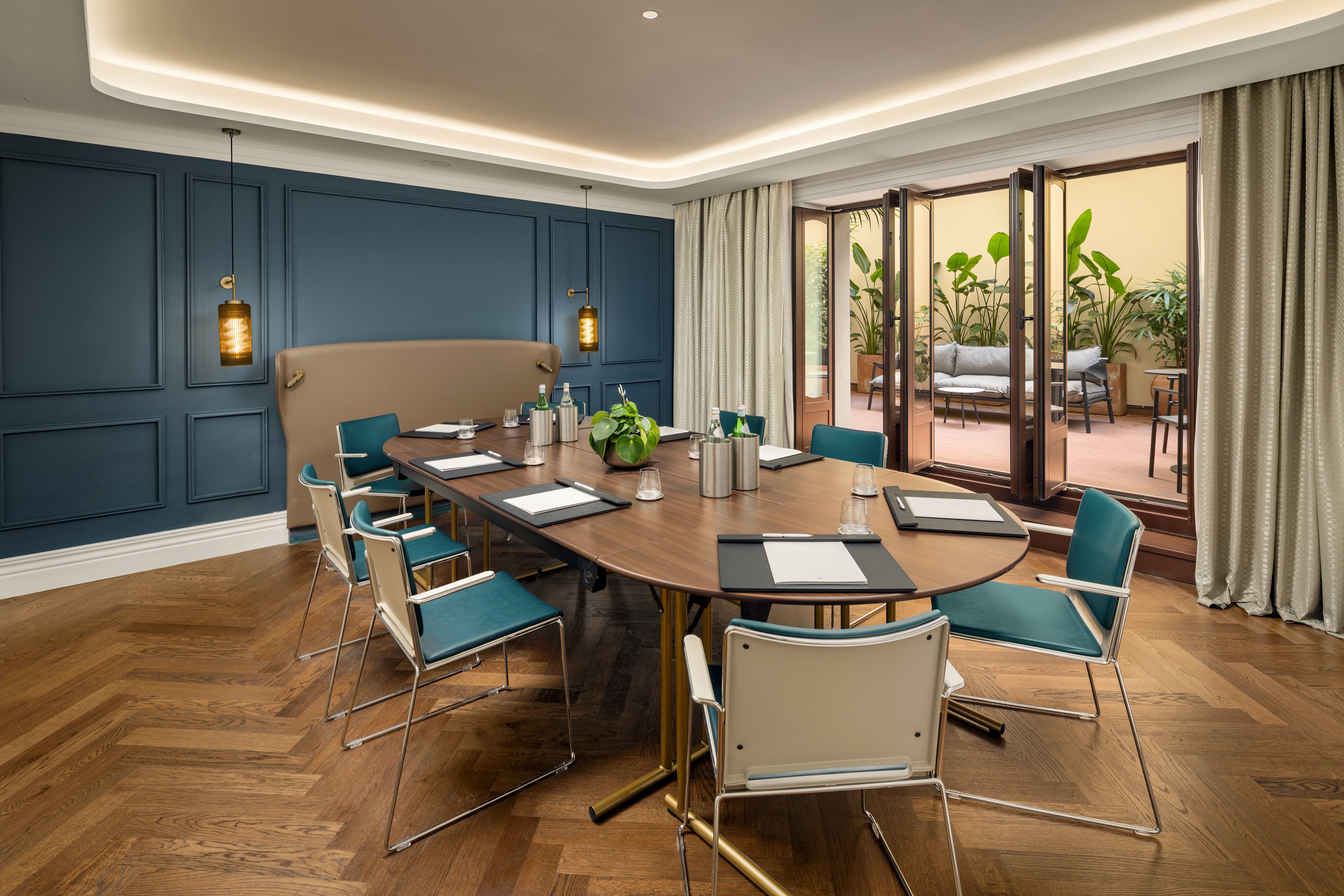 Intercontinental Hotels Rome Ambasciatori Palace 30/48