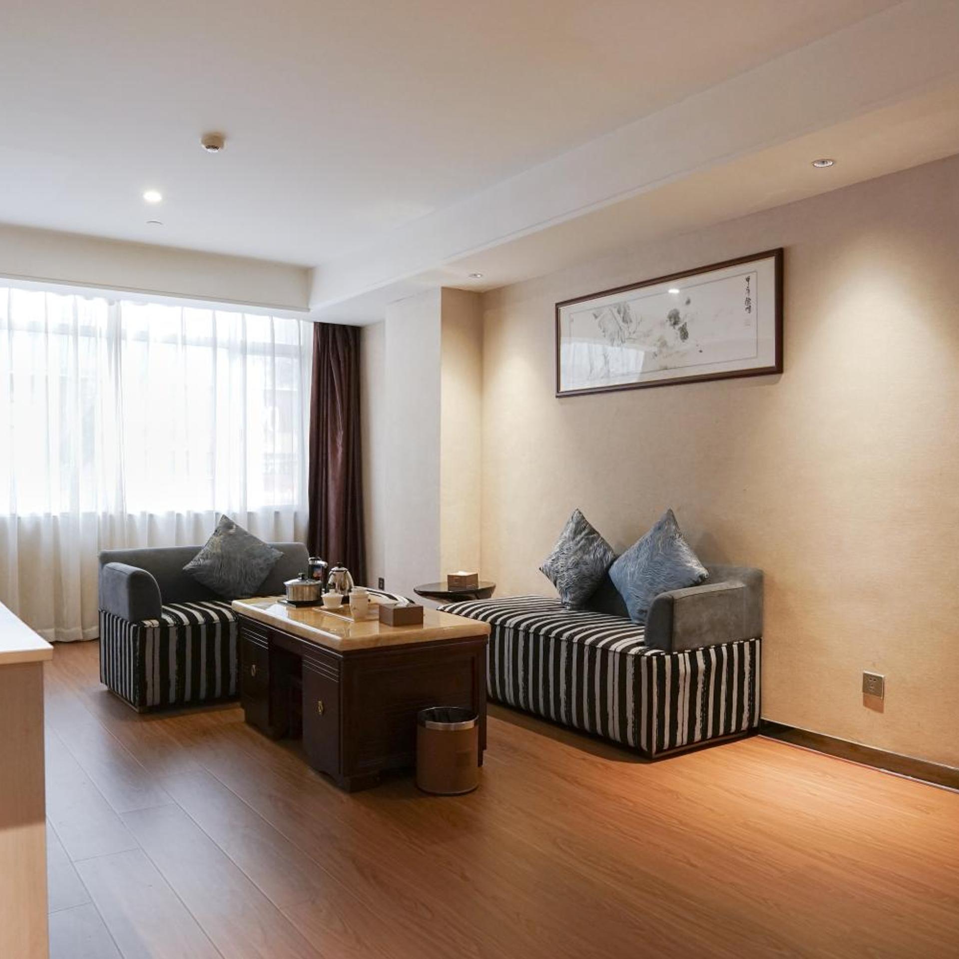Paco Business Hotel Guangzhou Tianhe Coach Terminal Branch 52/68
