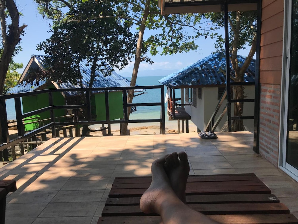 Koh Chang Resort Ranong 27/50