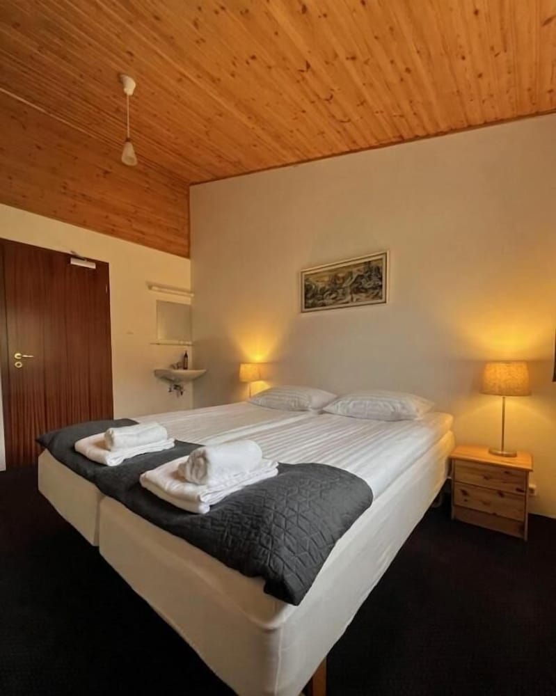Engimýri Guest House 20/50