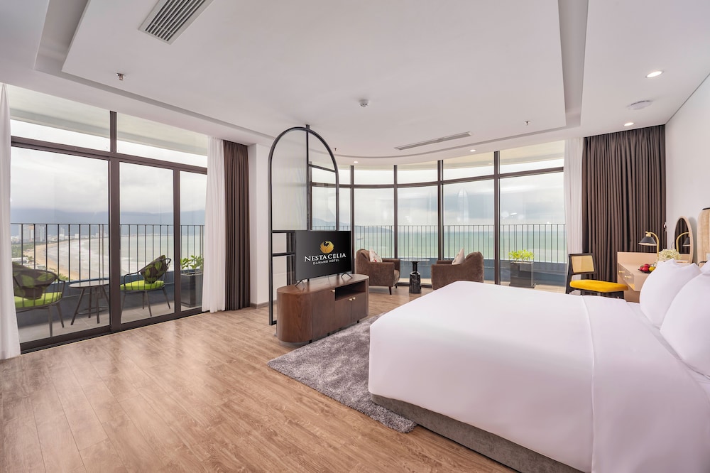 Nesta Celia Danang Hotel 14/50