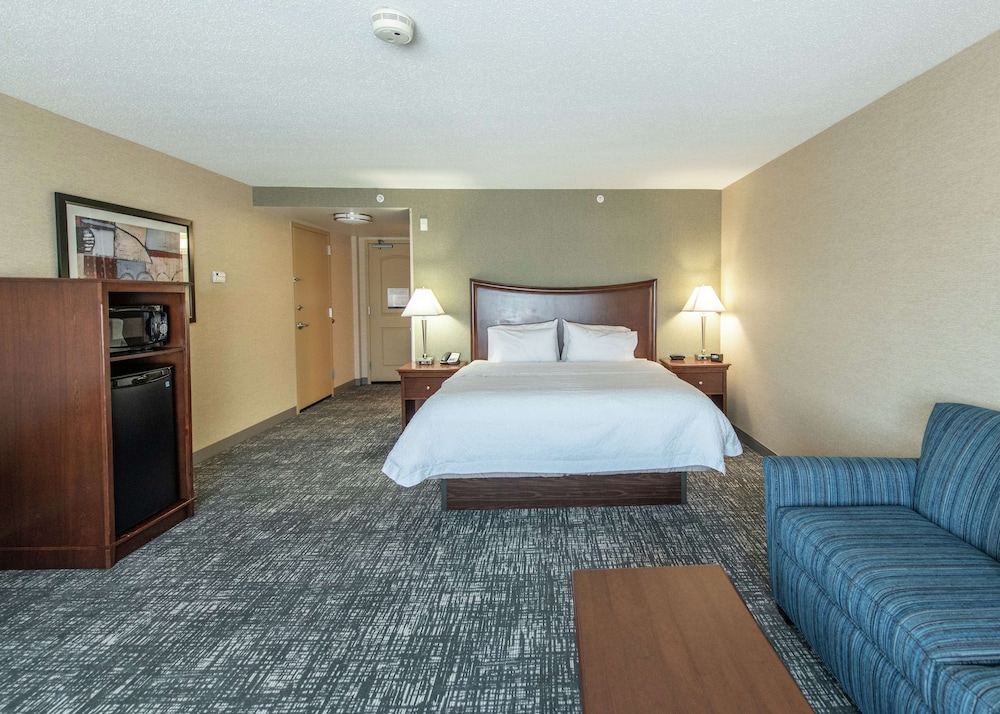 Hampton Inn Presque Isle Maine 16/50