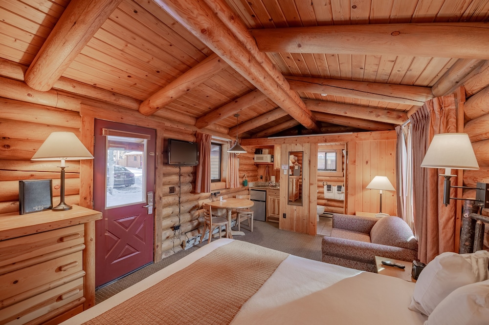 Cowboy Village Resort 32/69