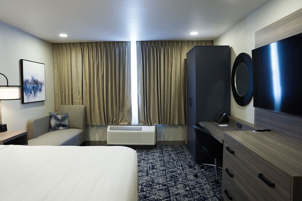 Wyndham DFW Airport 8/41