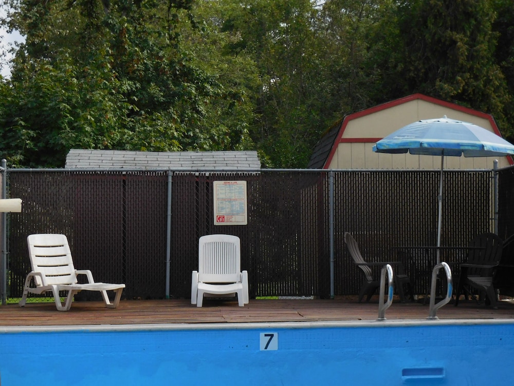 Travelodge by Wyndham Canyonville 40/45