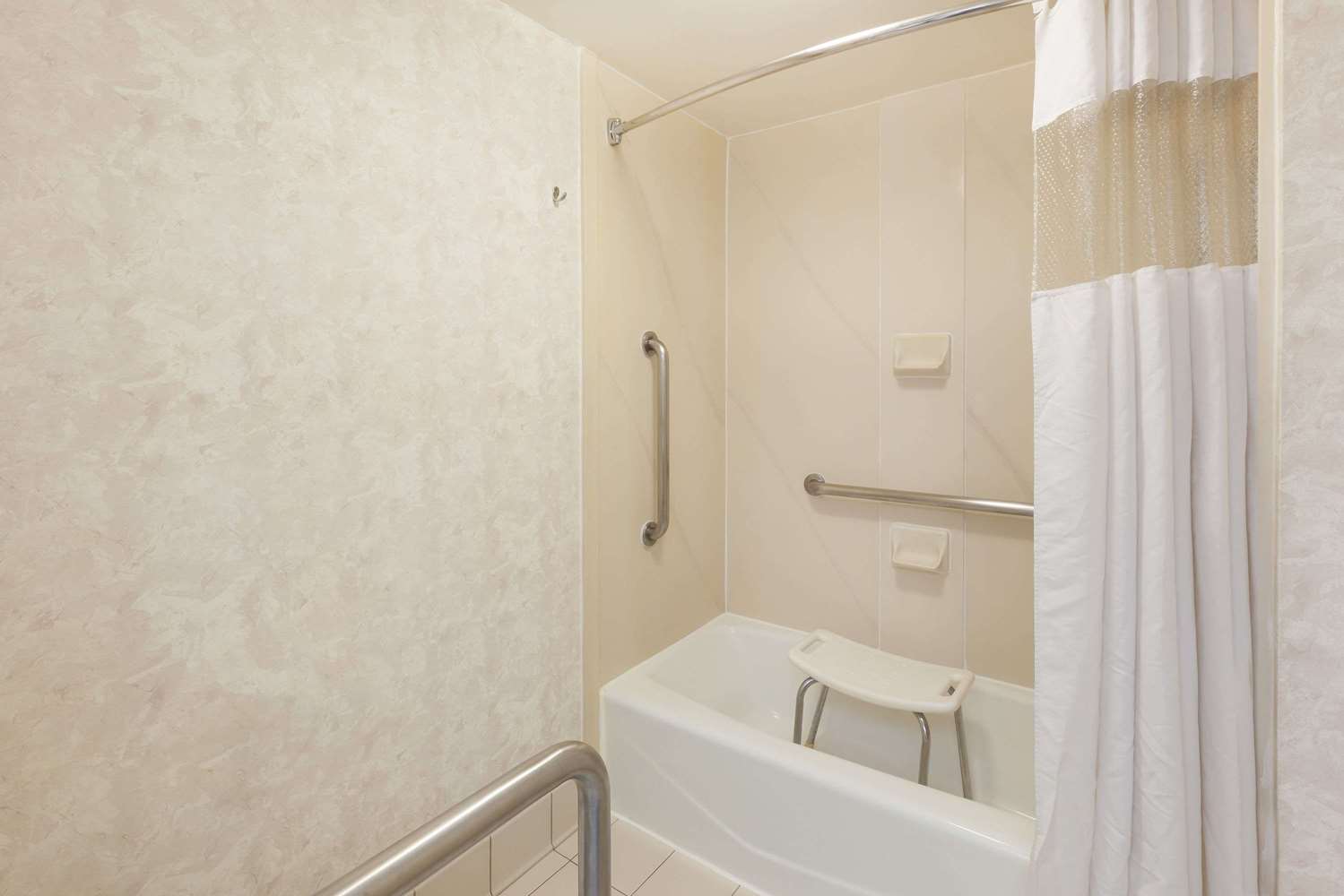 Wyndham Garden Monterrey Norte 55/55