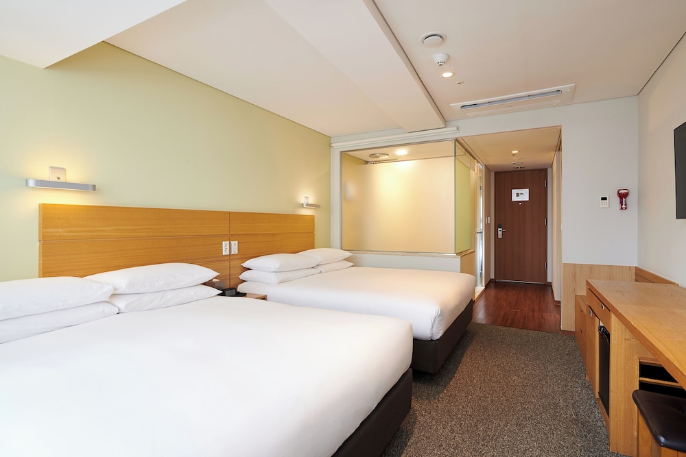 Nine Tree by Parnas Seoul Myeongdong 1 36/65