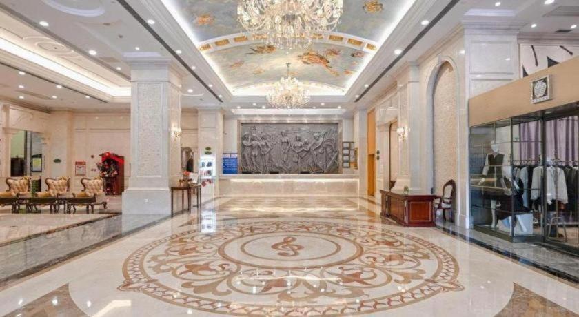 Vienna International Hotel Guangzhou Airport 10/55
