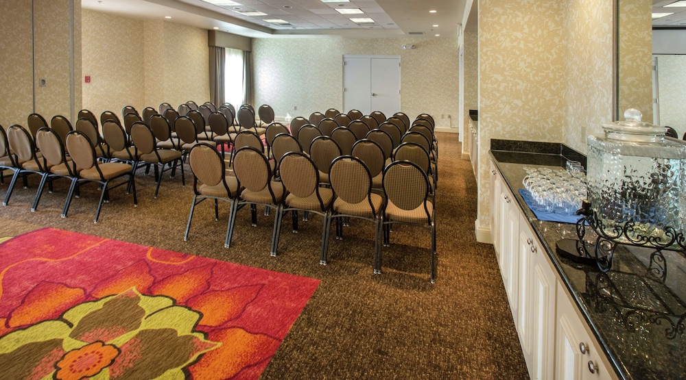 Hilton Garden Inn Huntsville Space Center 50/55