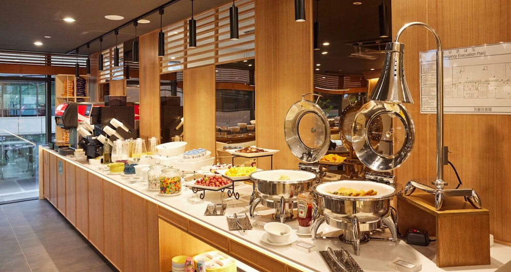 HOTEL URI& photo4