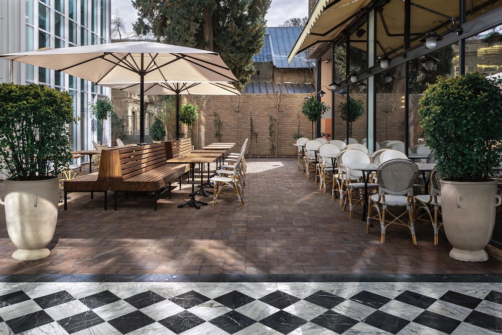Artizan Design Hotel 47/61