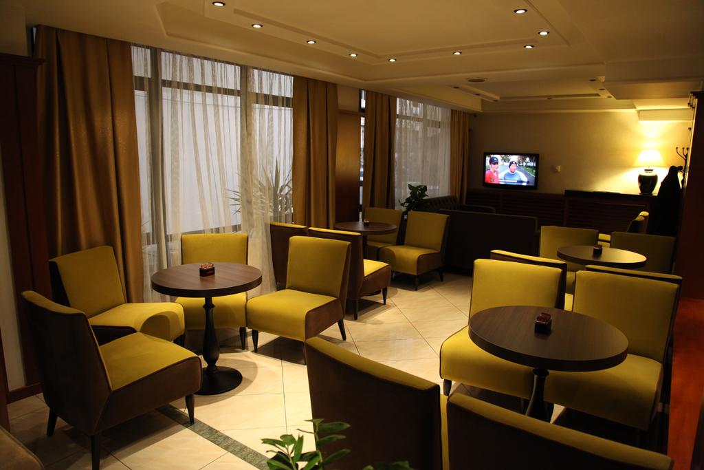 Arber Hotel 21/24
