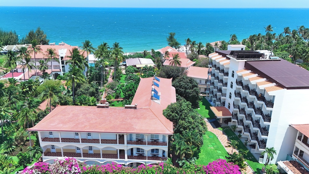 Le Aqua Resort & Spa Phan Thiet 8/70