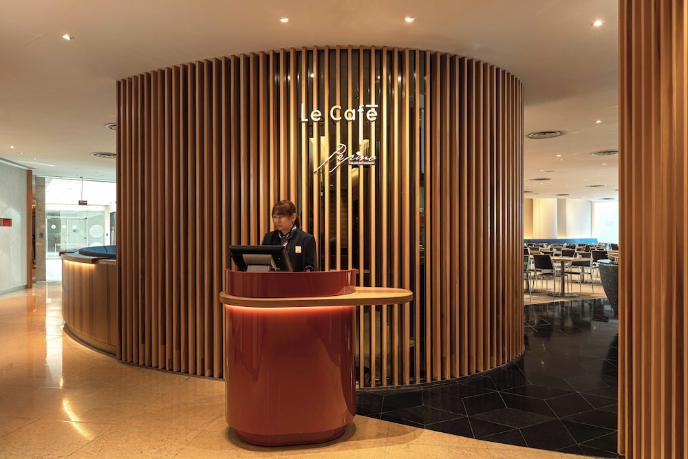 Novotel Century Hong Kong 3/48