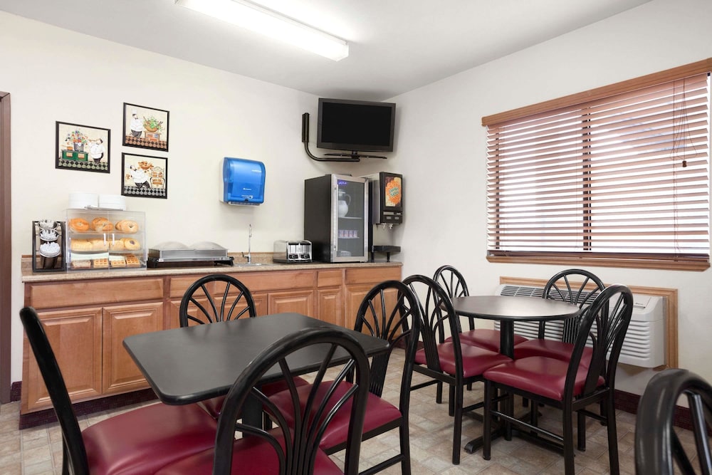 Travelodge By Wyndham Elko Nv 20/22