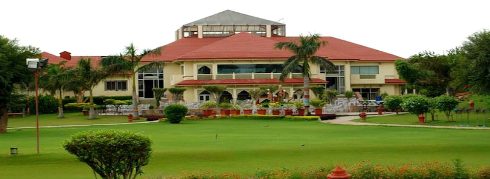SHIVA OASIS RESORT 29/32