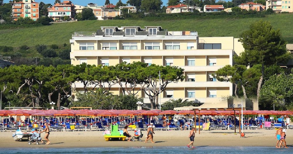 Hotel Cristallo 41/50