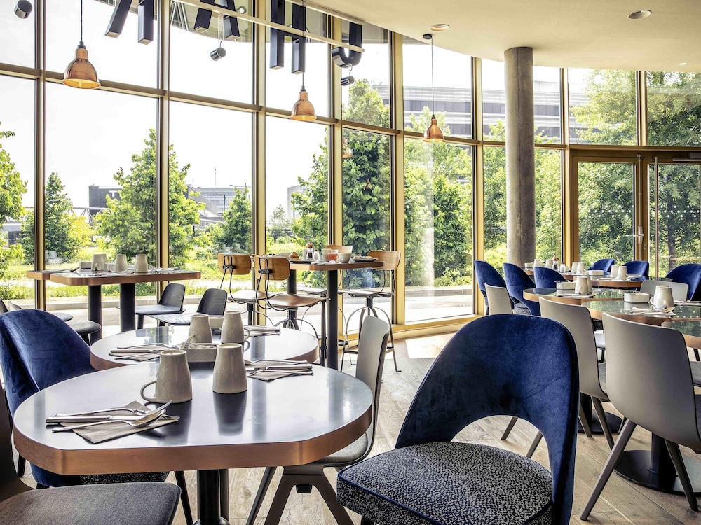Mercure Paris Gennevilliers 61/76