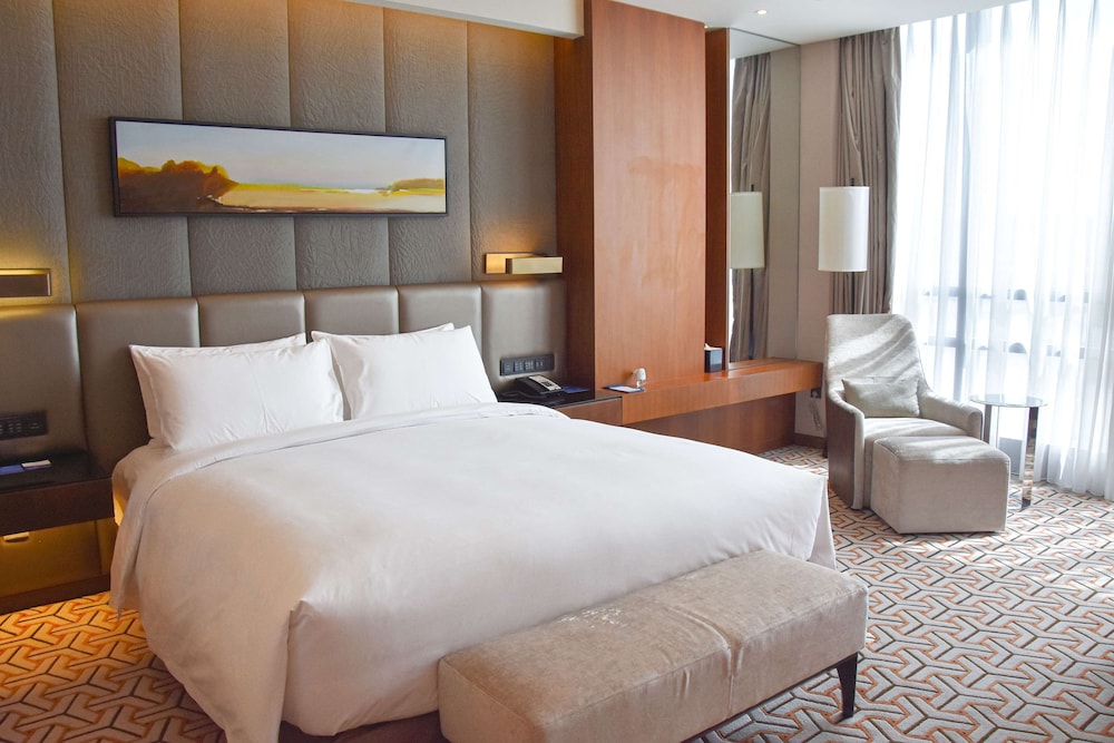 Radisson Blu Zhengzhou Huiji 22/58