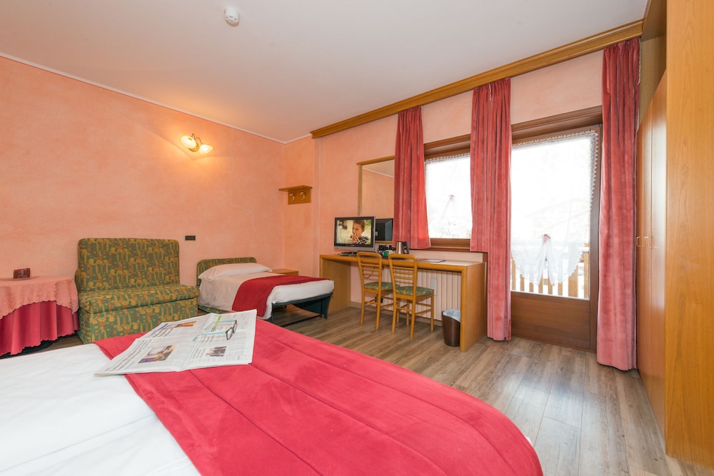 Francesin Hotel 22/79