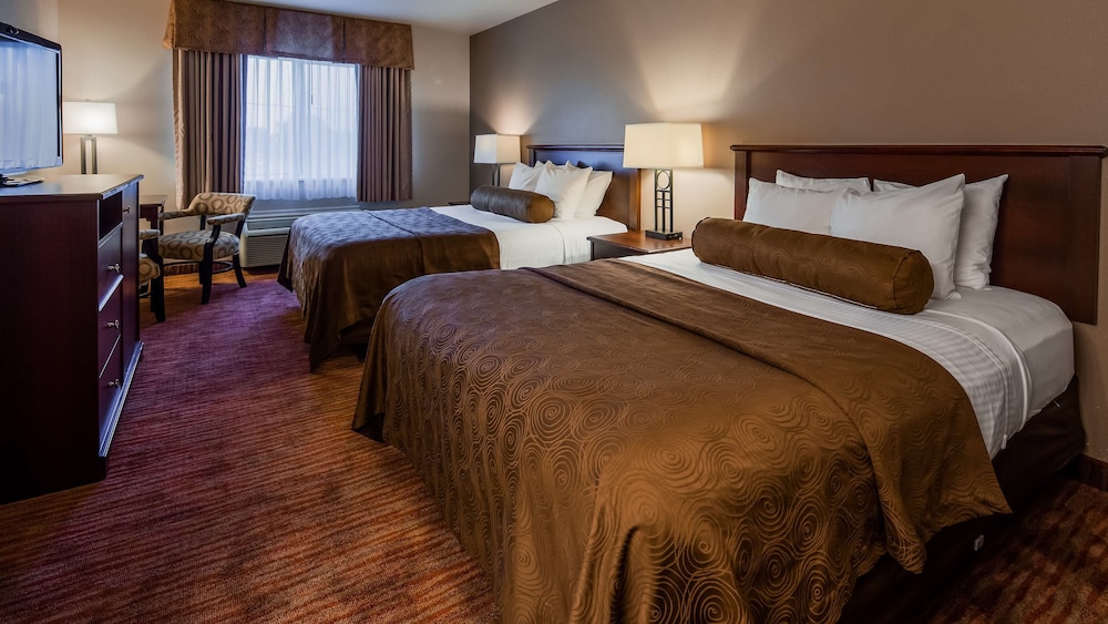 Best Western Plus Concord Inn 22/75