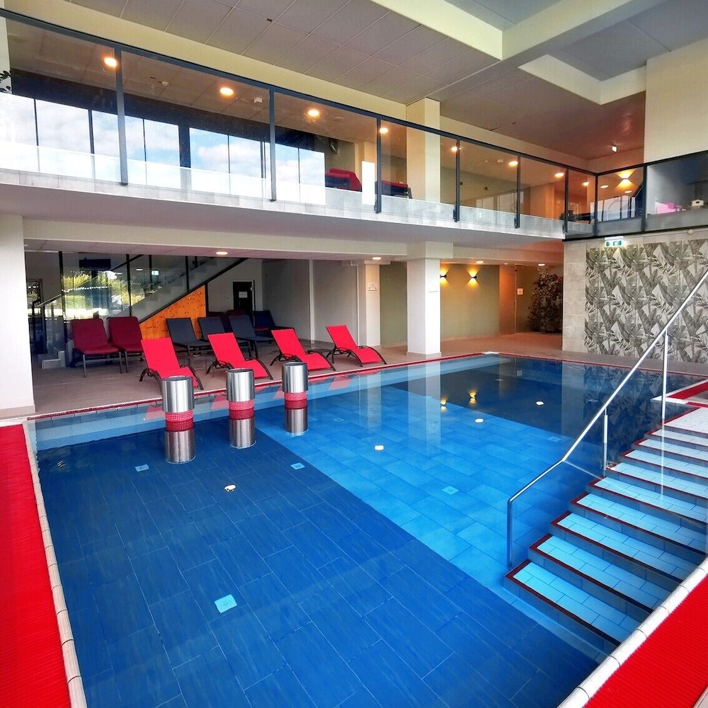 Thermenhotel All In Red 19/52