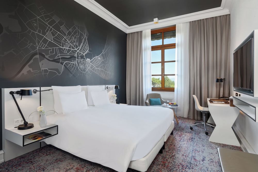 Garden, Deluxe، Hotel Metropole Geneve 3/6