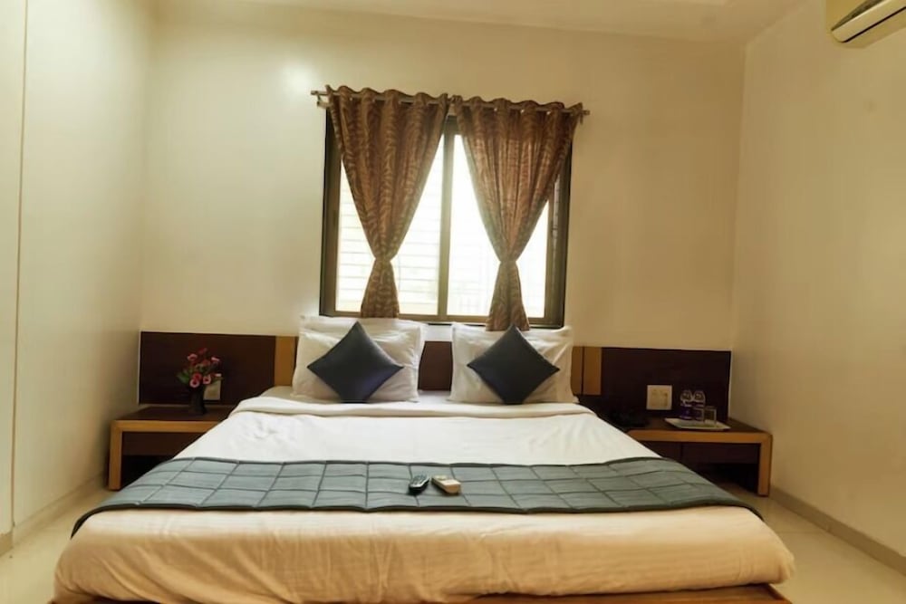 Hotel Anand Heritage 28/53