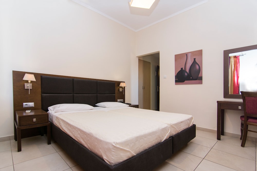 SAN NECTARIOS HOTEL 13/50