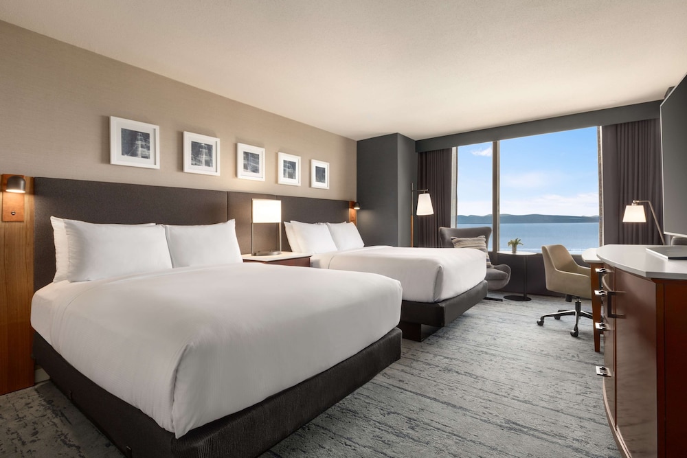 Hotel Champlain Burlington, Curio Collection by Hilton 14/77