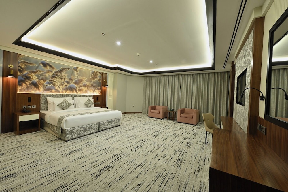 Pavilion Palace Hotel 17/43