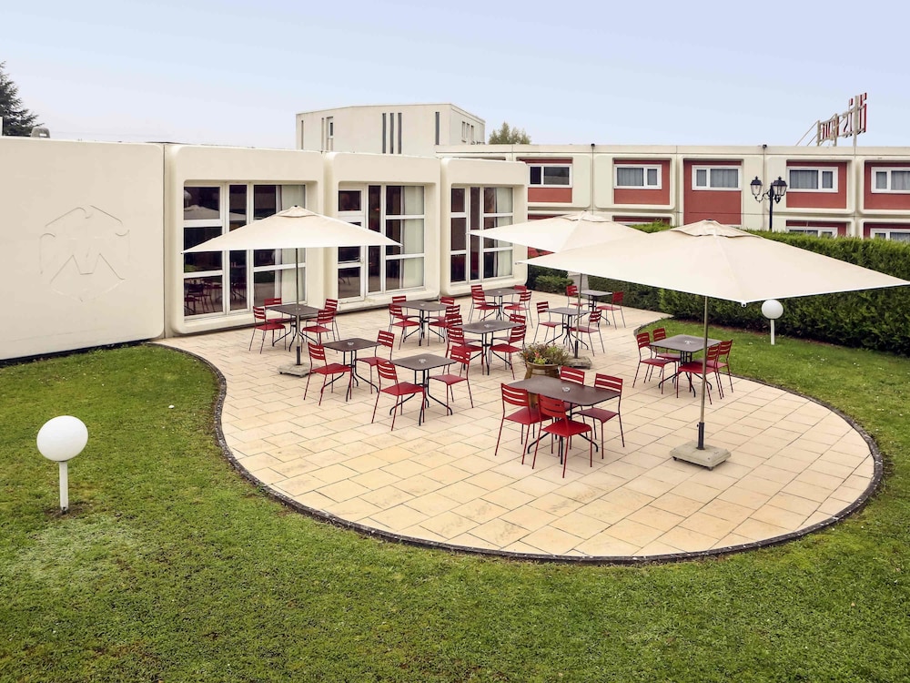 Ibis Charleville Mezieres 52/53