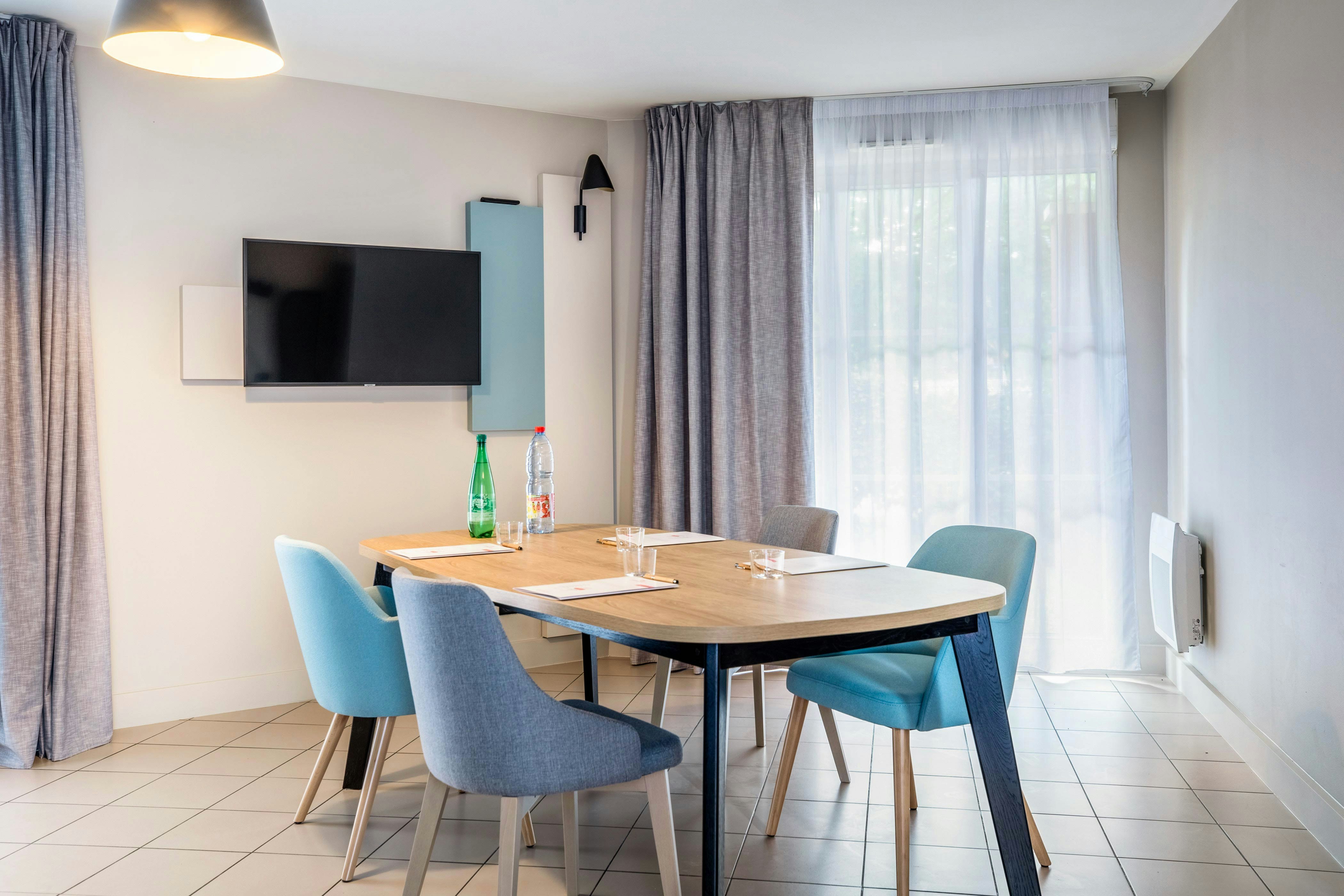 Appart City Confort St Quentin en Yvelines Bois d Arcy 65/80