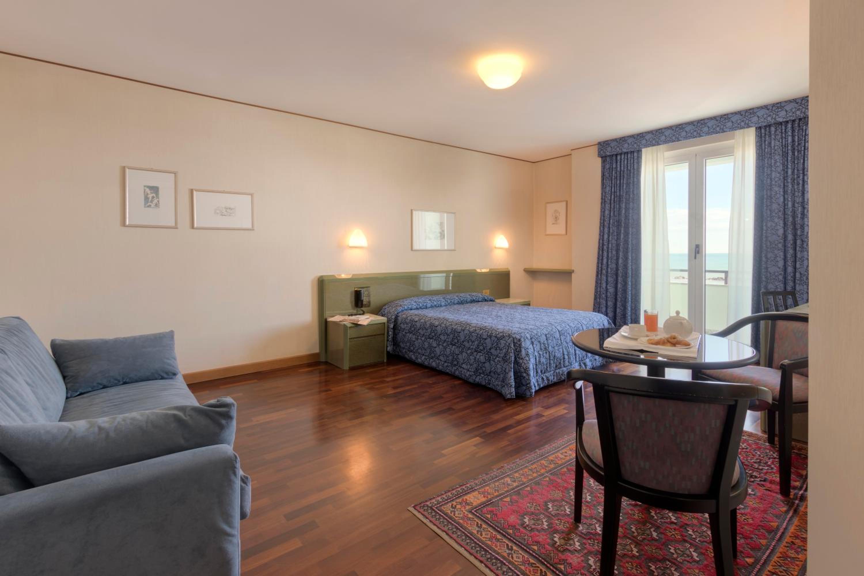 Hotel Royal 30/50