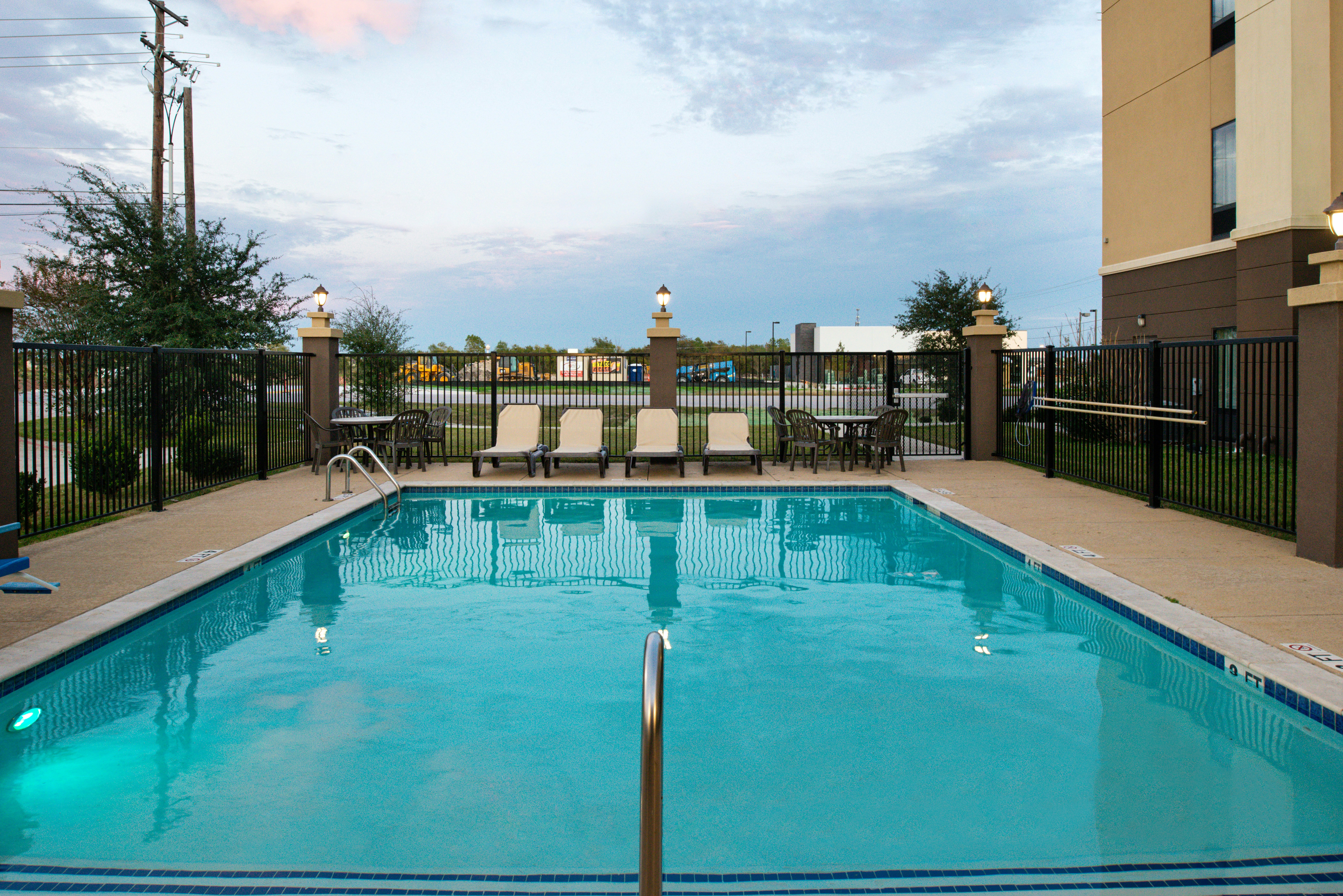Hampton Inn & Suites Hutto Austin 30/48