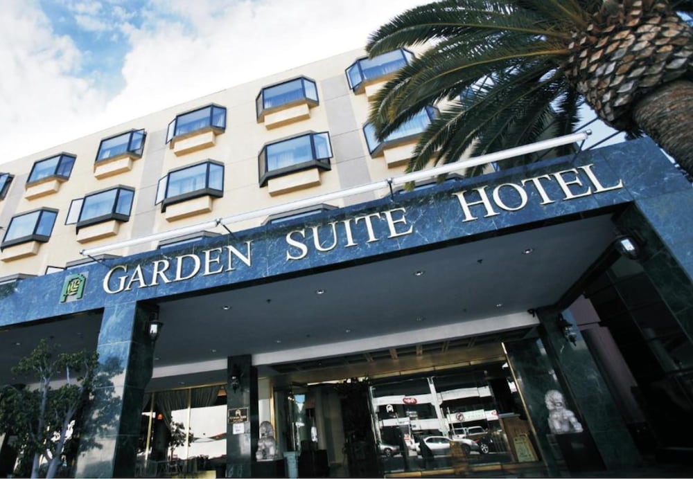 Garden Suite Hotel 3/56