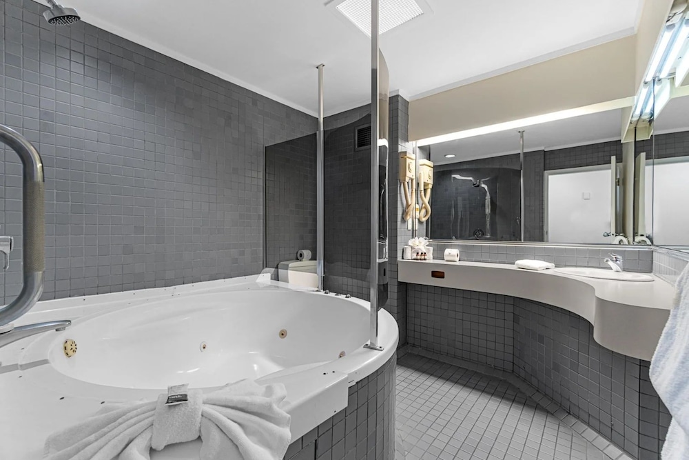 Alcamo Hotel 62/66