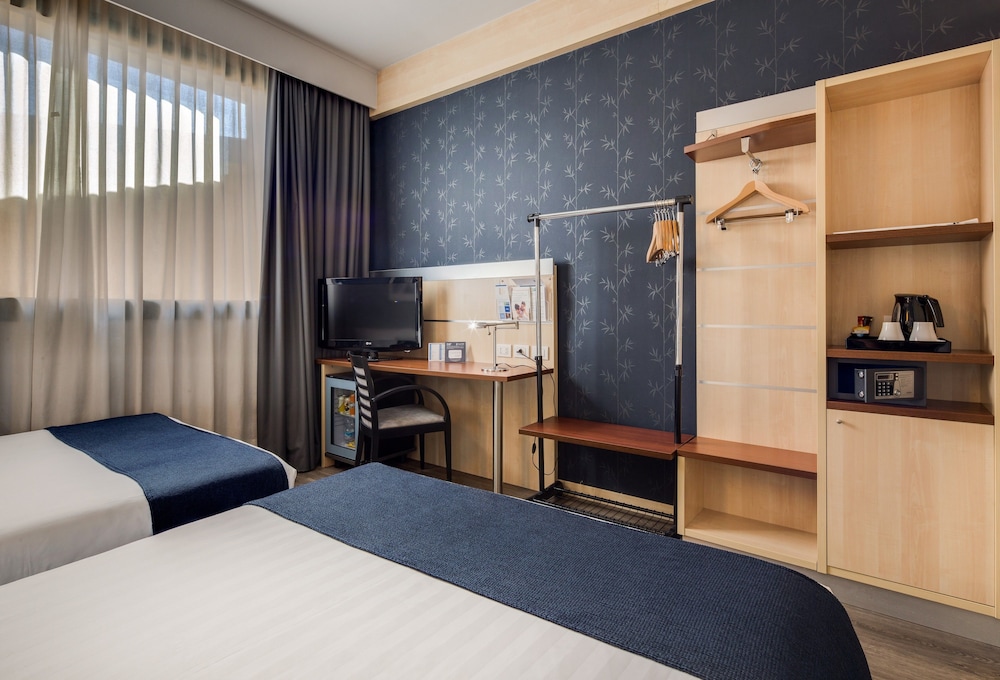 Holiday Inn Bologna - Fiera 23/77